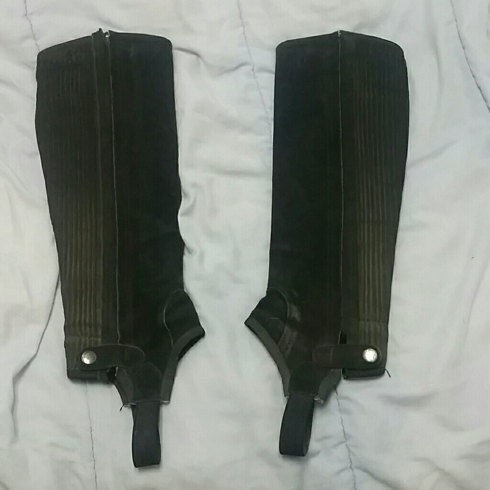 Dublin black half chaps